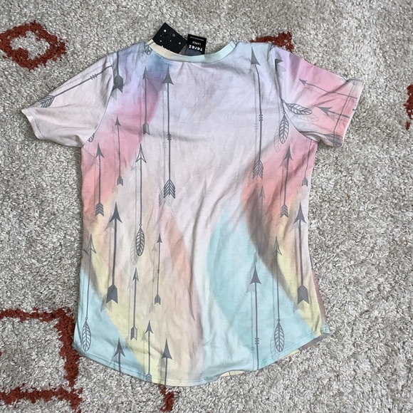 NWT- Zara- Terez- Multicolor Pastel Arrow V-Neck Tee- Sz Large (Fits like S/M) - Picture 2 of 7